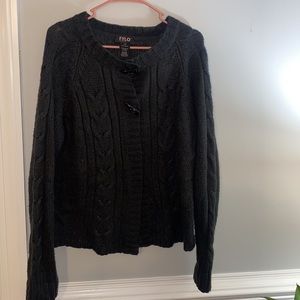 COPY - 🛍✨FYLO Black Sweater Size Large!✨